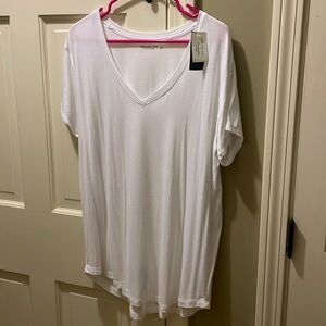 Abercrombie white soft tee